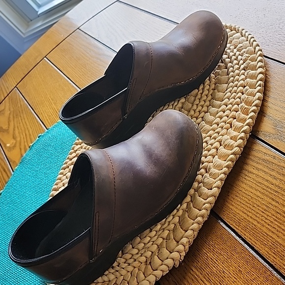 Dansko brown leather clogs - Picture 3 of 8